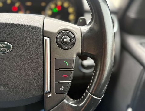 Land Rover Discovery 3.0 Discovery SE SDV6 Auto 4WD 5dr 21