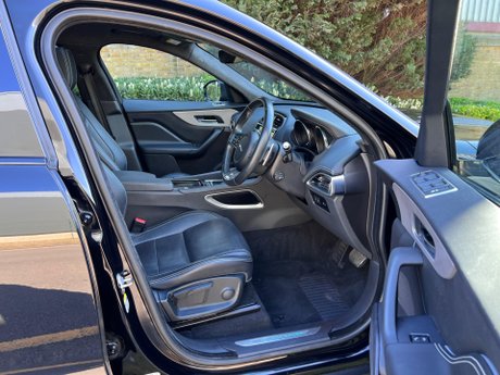 Jaguar F-Pace 2.0 D180 R-Sport Auto AWD Euro 6 (s/s) 5dr 18