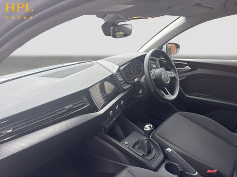 Audi A1 1.0 TFSI 25 Technik Sportback 5dr Petrol Manual Euro 6 (s/s) (95 ps) 15