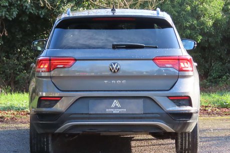 Volkswagen T-Roc 2.0 TDI Black Edition Euro 6 (s/s) 5dr 5
