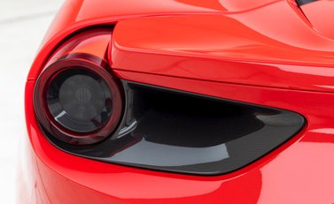Ferrari 488 Spider 27