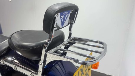 Triumph Bonneville 2008 7K EXCELLENT CONDITION CRUISER LOW RIDER 865CC 32