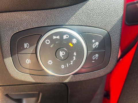 Ford Fiesta TITANIUM 22