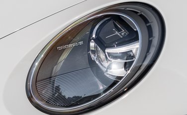 Porsche 911 (992) Carrera 4S 29