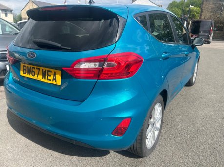 Ford Fiesta TITANIUM 8