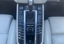 Porsche Macan 3.0 S PDK 4WD AUTO £12000 OF EXTRAS 49