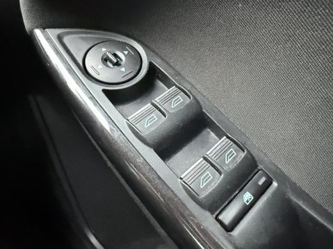 Ford Focus 1.5 TITANIUM TDCI 19