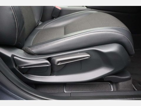 Honda HR-V 1.5 HR-V Advance i-MMD CVT 5dr 17