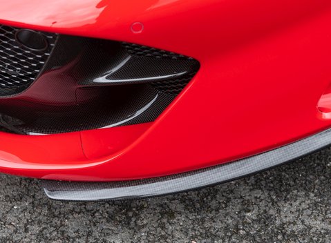 Ferrari 812 Superfast 27