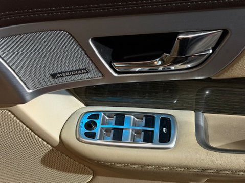 Jaguar XF D PREMIUM LUXURY SPORTBRAKE 20