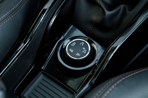 Peugeot 2008 PURETECH S/S GT LINE 34