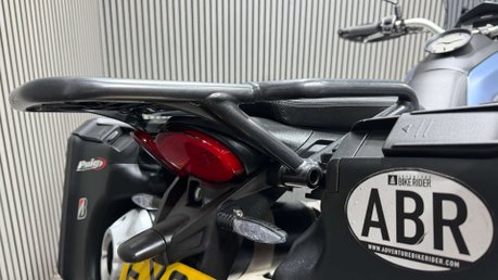 Moto Guzzi V85 850 TT 2019 37K MOT SEPTEMBER 2027 PANNIERS ADVENTURE BIKE 23