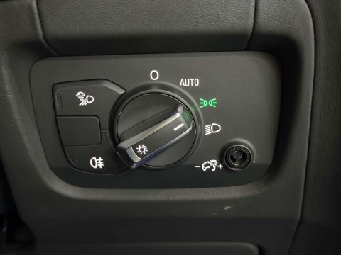 Audi R8 5.2 FSI V10 Plus Coupe 2dr Petrol S Tronic quattro Euro 6 (s/s) (610 ps) 53