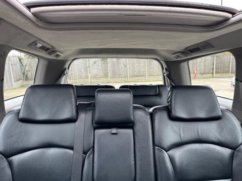 Mitsubishi Grandis 2.4 Elegance 5dr 12