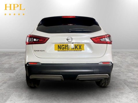 Nissan Qashqai 1.5 dCi N-Connecta SUV 5dr Diesel DCT Auto Euro 6 (s/s) (115 ps) Air Con - 6