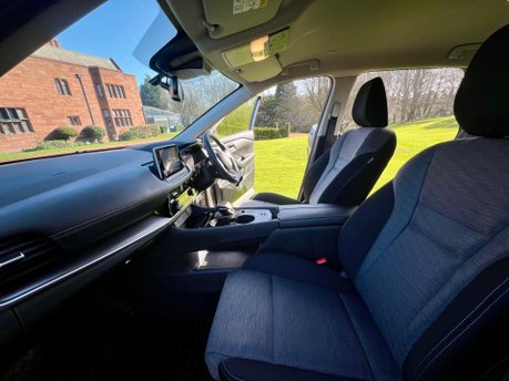 Nissan X-Trail ACENTA PREMIUM XTRONIC 22