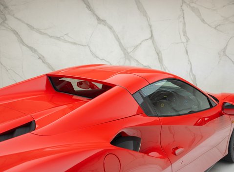 Ferrari 488 SPIDER 55