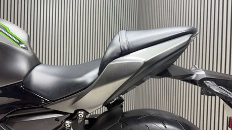 Kawasaki Ninja 650 Z650 2023 1 OWNER ONLY 10K SPORTS BIKE 650 LONG MOT WARRANTY A2 19