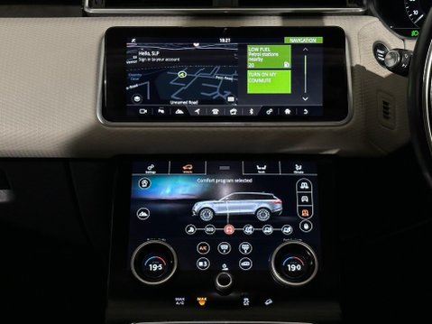 Land Rover Range Rover Velar R-DYNAMIC SE 16