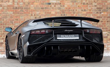 Lamborghini Aventador SV LP 750-4 Coupe 3