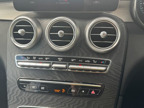 Mercedes-Benz GLC 2.0 GLC220d AMG Line (Premium) SUV 5dr Diesel G-Tronic+ 4MATIC Euro 6 (s/s) 22