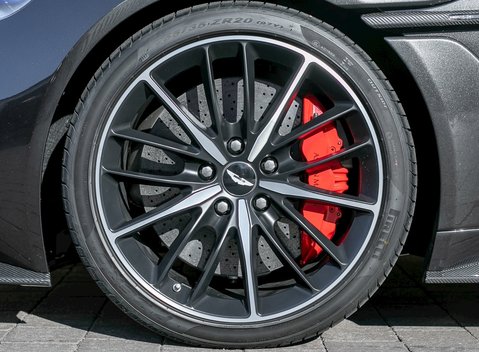 Aston Martin Zagato Vanquish Volante 12