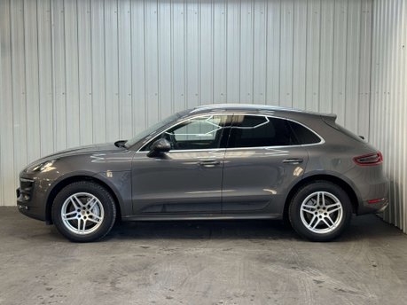 Porsche Macan 3.0 Macan S Semi-Auto 4WD 5dr 17