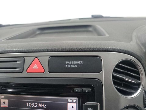 Volkswagen Tiguan 2.0 Tiguan Sport TDI 4Motion 140 Auto 4WD 5dr 48