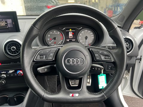 Audi S3 2.0 TFSI Black Edition Sportback 5dr Petrol S Tronic quattro Euro 6 (s/s) ( 21