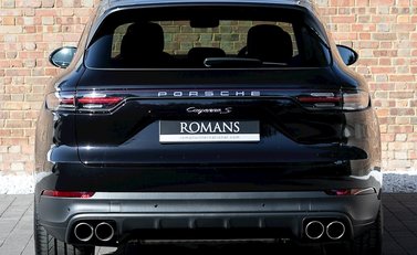 Porsche Cayenne S 5