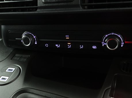 Vauxhall Combo 1.5 Turbo D 100ps Prime H1 17