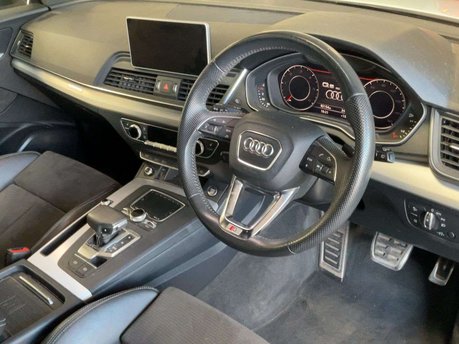 Audi Q5 2.0 Q5 S Line 40 TDI Quattro Semi-Auto 4WD 5dr 4