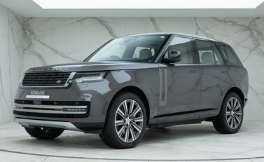 Land Rover Range Rover P460e SE 1