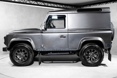 Land Rover Defender 90 NOW SOLD. SIMILAR REQUIRED. PLEASE CALL 01903 254800. 8