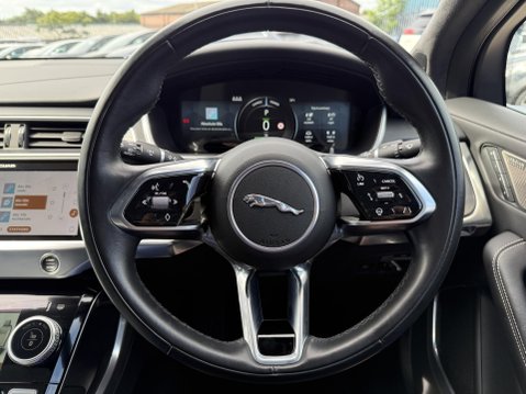 Jaguar I-Pace 400 90kWh HSE Black SUV 5dr Electric Auto 4WD (400 ps) 37