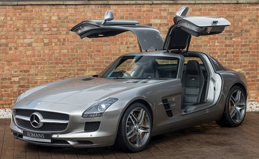 Mercedes-Benz SLS AMG 7
