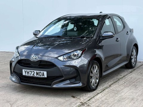 Toyota Yaris 1.5 Yaris Icon HEV CVT 5dr 3