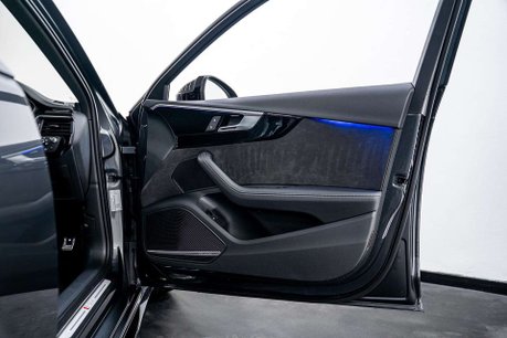 Audi RS4 2.9 TFSI V6 Vorsprung Estate 5dr Petrol Tiptronic quattro Euro 6 (s/s) (450 24