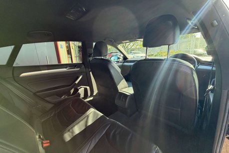 Volkswagen Arteon 2.0 Arteon R-Line TSi Semi-Auto 5dr 27