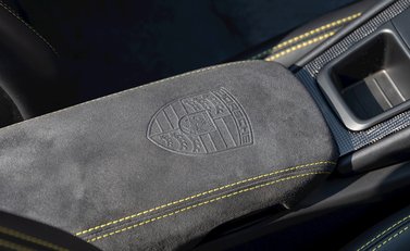 Porsche 911 (991.2) Turbo S Cabriolet 22