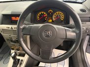 Vauxhall Astra 1.8i 16v Life 5dr 25