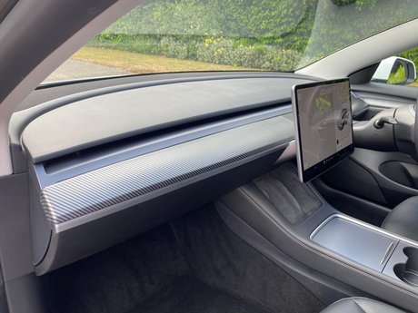 Tesla Model 3 (Dual Motor) Long Range Auto 4WDE 4dr 77
