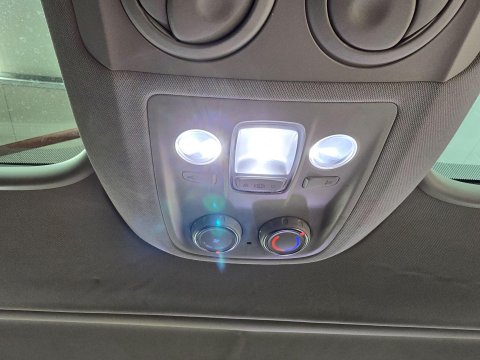 Peugeot Traveller 2.0 BlueHDi Allure Standard MPV EAT6 MWB Euro 6 (s/s) 5dr 33