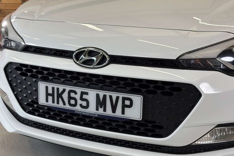 Hyundai i20 1.2 Premium Hatchback 5dr Petrol Manual Euro 6 (84 ps) 33