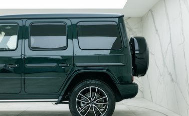 Mercedes-Benz G Class G400d AMG LINE PREMIUM PLUS 28