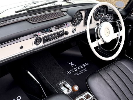 Mercedes-Benz SL Series 230SL Pagoda 52