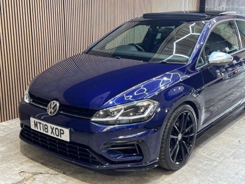 Volkswagen Golf 2.0 Golf R TSi Semi-Auto 4WD 3dr 31