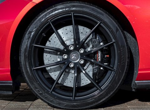 Ferrari 812 Superfast 10