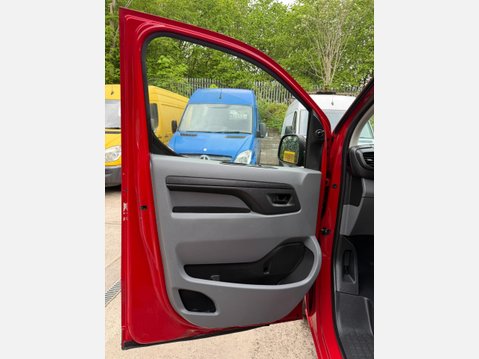 Citroen Dispatch 1.6 BlueHDi 1000 X M Panel Van 6dr Diesel Manual FWD 2 Euro 6 (95 ps) 32