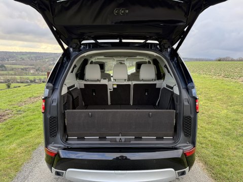 Land Rover Discovery SDV6 HSE LUXURY 40